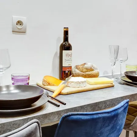 Apartment Bluestay 222 - Au Centre De